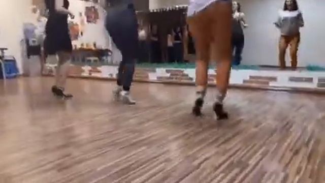 Kizomba lady style Africana ladies pro YouTube смотреть онлайн