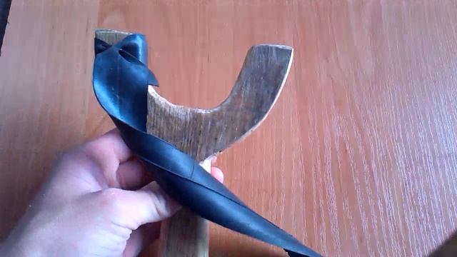 Как сделать простую рогатку своими руками смотреть онлайн