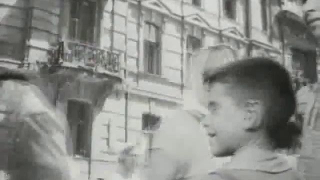 Майя Кристалинская Два берега смотреть онлайн