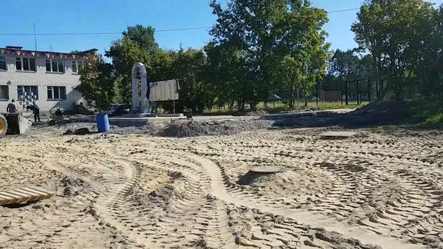 Разрушение валунов и скальных грунтов