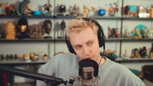 Стинт слушает: INSTASAMKA - Отключаю телефон / Реакция Стинта смотреть онлайн