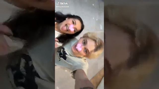 Хей Малышка у тебя слишком классная стрижка ? смотреть онлайн