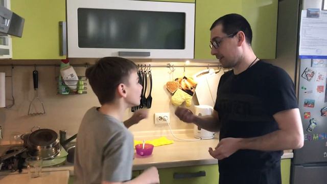 Кто первый устанет смотреть онлайн