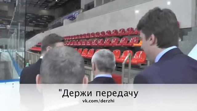 Сумманен и Витолиньш идут на пресс-конференцию смотреть онлайн