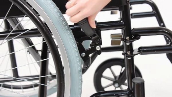 Инвалидная коляска Ortonica Base 100 механическая прогулочная