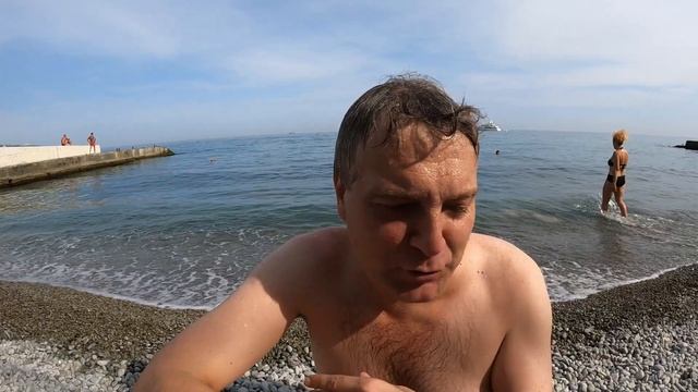 ПУСТЫЕ пляжи в ЯЛТЕ в ПОСЛЕДНИЙ день лета. Крым. Сезон 2022 смотреть онлайн