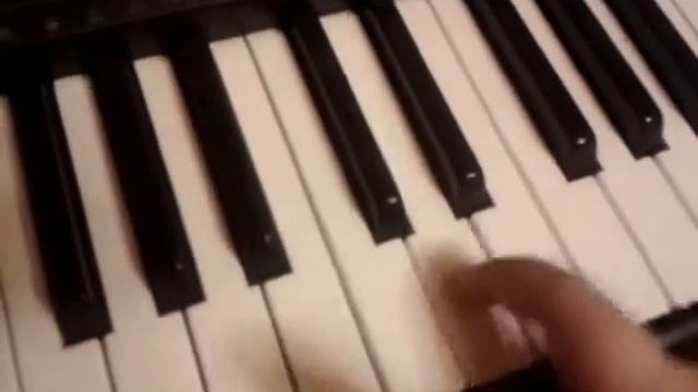 как играть на сентэзаторе смотреть онлайн