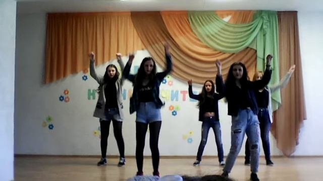 Танец девочек на день учителя смотреть онлайн