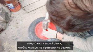 ремонт колеса садовой тачки.замена подшипника.как починить колесо строительной тачки