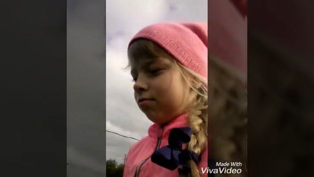 Лезу на гараж с планшетом. смотреть онлайн