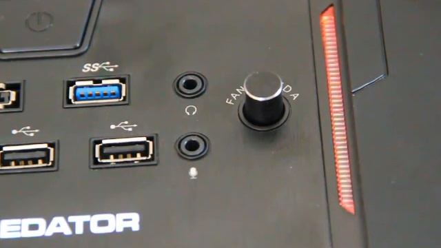 Vue du Front Panel du Xpredator Evil Black édition . смотреть онлайн