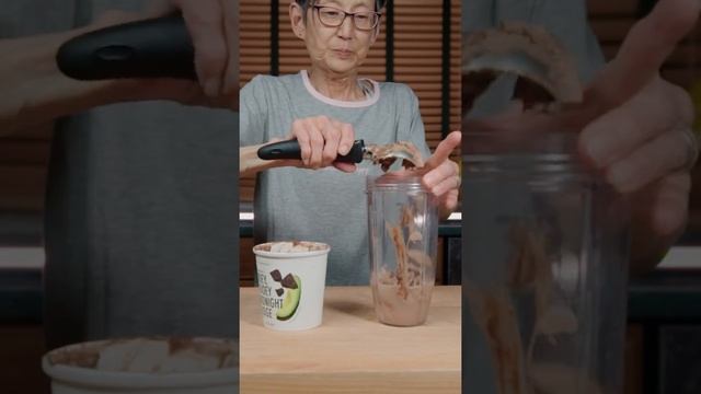 Late Night Snack: Chocolate MylkShake смотреть онлайн