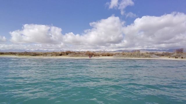 Issyk Kul lake, Kyrgyzstan / Иссык-Куль, Кыргызстан. смотреть онлайн