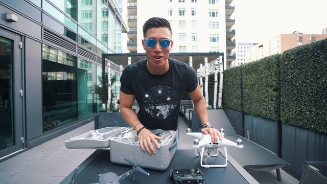 MY 1000 SQ FT CONDO BALCONY TECH SETUP TOUR! смотреть онлайн
