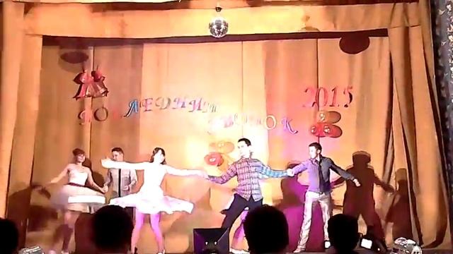 Последний звонок 2015 .Стиляги смотреть онлайн