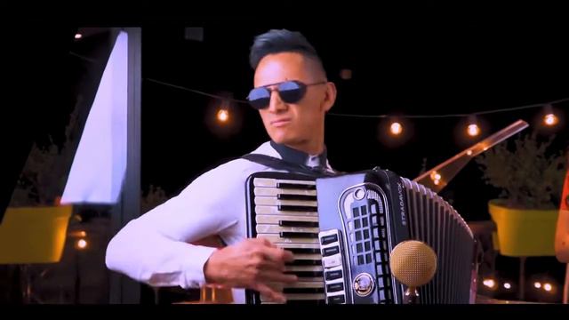 Czardas - Juan Maya / Maya y Riv - Músicos y Artistas Bogotá смотреть онлайн