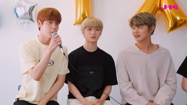 TXT (TOMORROW X TOGETHER) Interview + ‘Cat & Dog’ Dance Tutorial With Liam McEwan смотреть онлайн