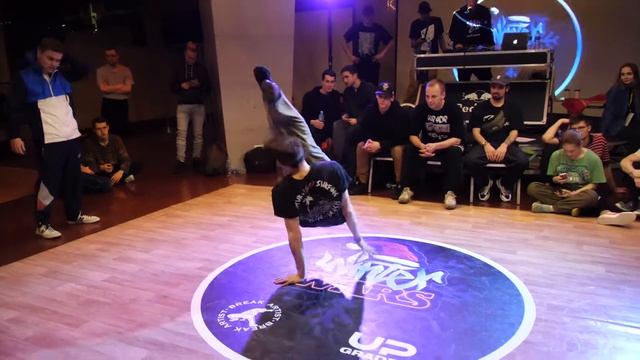 pro 1x1 bboy Nani vs SoloKilla - брейкданс батл WINTER WARS 2020 смотреть онлайн