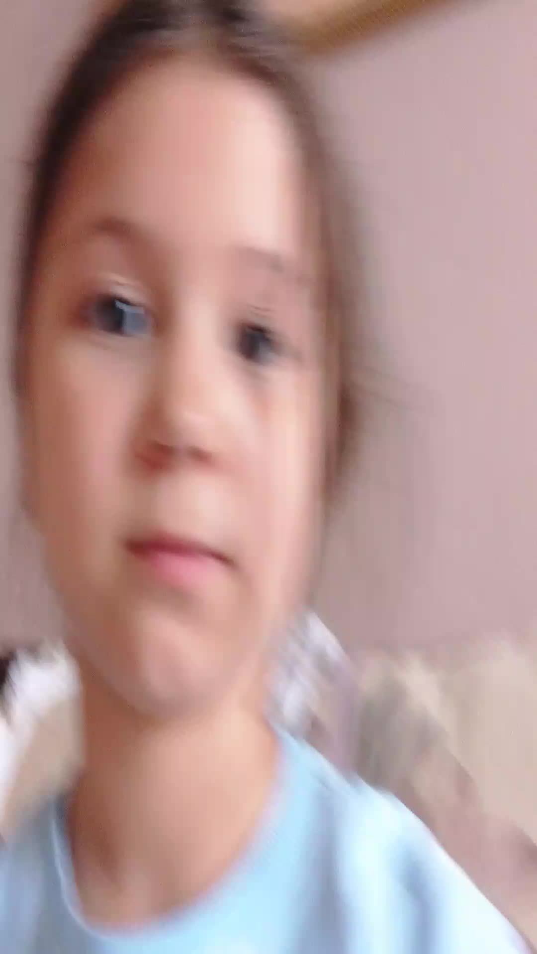 Алиса смотреть онлайн