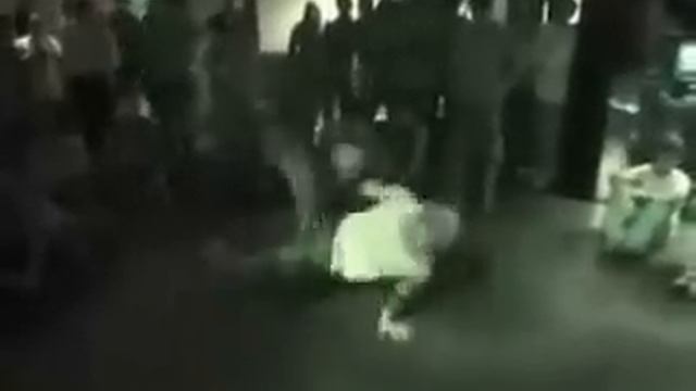Брейк-данс экстрим.mp4 смотреть онлайн