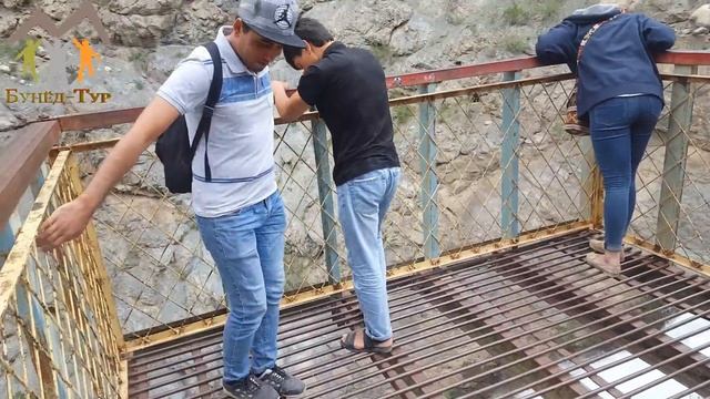 Бунед-Тур! Водопад Искандаркул! смотреть онлайн