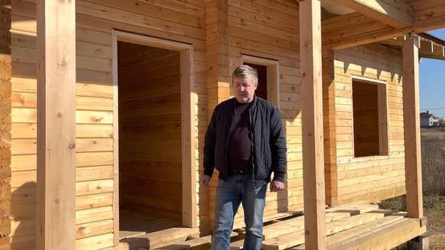 Одноэтажный дом из профилированного бруса кедра. смотреть онлайн