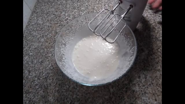 Персики со взбитыми сливками смотреть онлайн