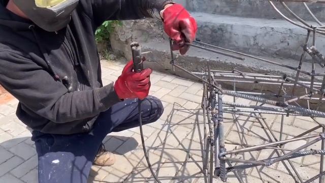 Как сделать вазон из арт бетона.. поделки для сада и дачи. мастер класс от Эльдара Асанова. смотреть онлайн