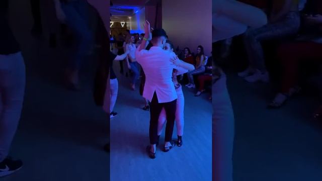 KDF 2020 - Maycheal & Anna - Bachata Improvisation смотреть онлайн