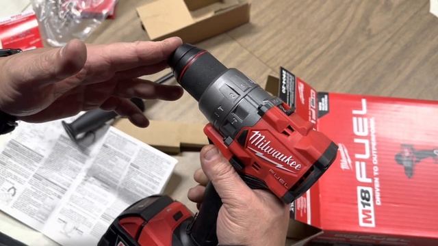 Milwaukee M18 Fuel 1/2 Hammer Drill Driver Review 2904-20 смотреть онлайн