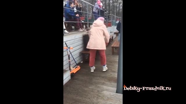 Танцующая бабуля Танец бабушки  Dancing Grandma
