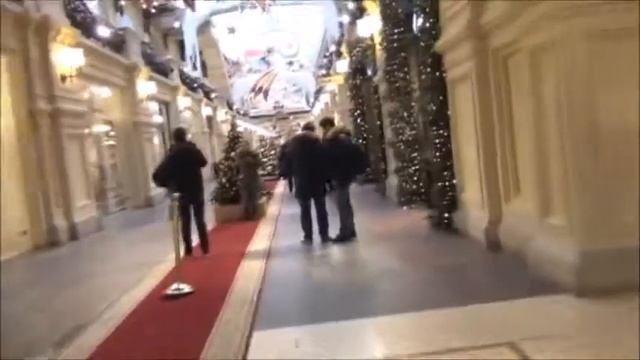 Moscou – Москва/ Красная площадь - Place Rouge/ Goum – ГУМ смотреть онлайн