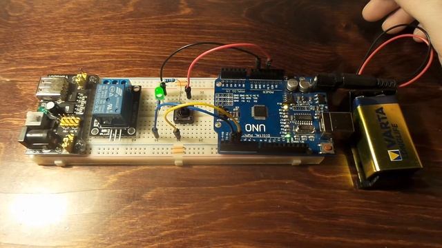 Свет в общем коридоре на Arduino (тестирование) смотреть онлайн