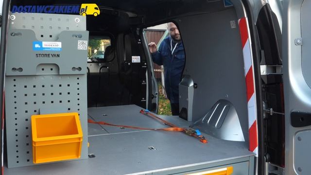 Test: Renault Express Van 1.5 Blue dCi - budżetowa furgonetka z zabudową warsztatową смотреть онлайн