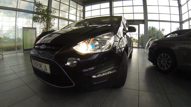 Jak działa doświetlanie zakrętów w FORD S-Max 2012? смотреть онлайн