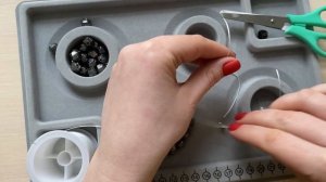 Как завязать прочный узел на браслете? Куда спрятать узел?