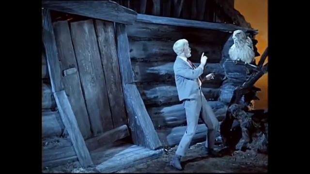 Октябрь.mp4 смотреть онлайн