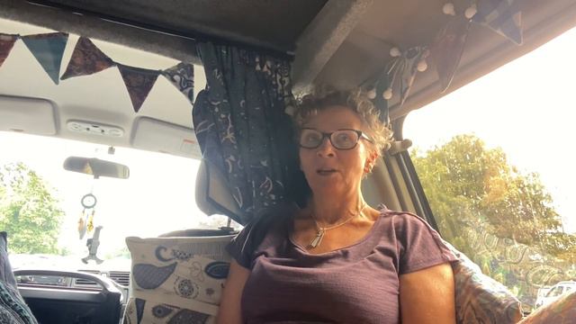 Crafting in Vera the Mazda Bongo and passport worries #dreamcatcher #crochet #solofemalevanlife смотреть онлайн
