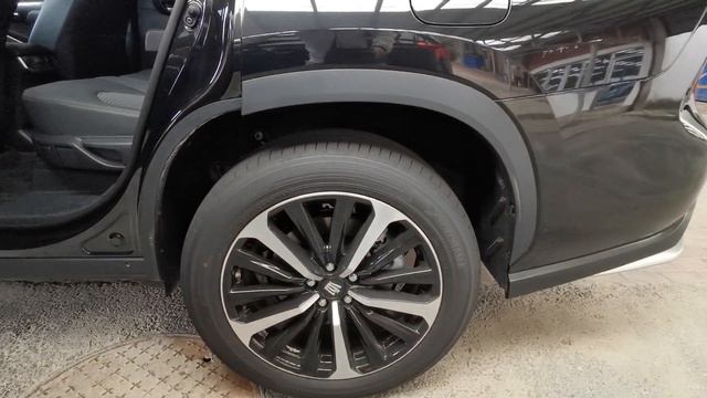 Автомобили из Китая. Toyota Crown Kluger 2022г. 4WD. 2.0т. 248л смотреть онлайн