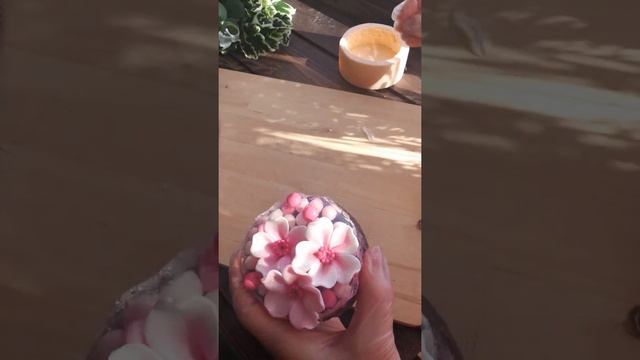 Изготовливаем Пирожное из мыльной основы смотреть онлайн