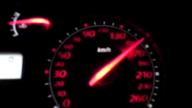 Renault LAGUNA 2.0 dci 219 km/h смотреть онлайн