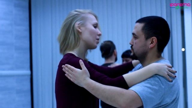 Видеоотзыв по бачате от Валентина 01.19 смотреть онлайн