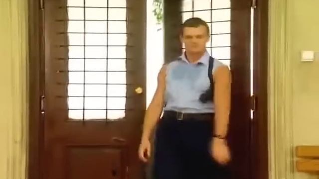 13 Posterunek - Prawdziwi gliniarze (odc.12) смотреть онлайн