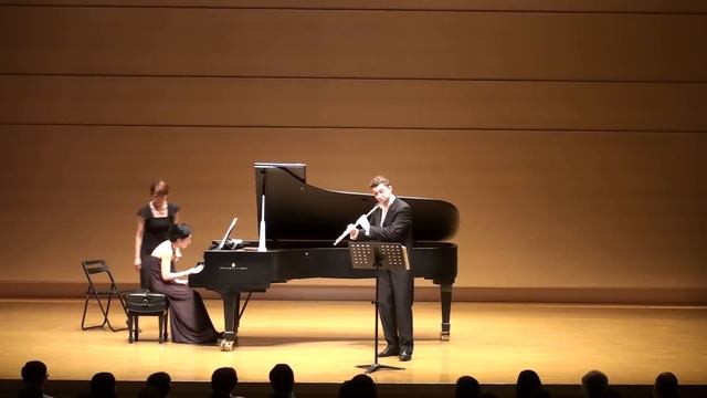 S. Prokofiev: Flute Sonata, op. 94. IV. Allegro con brio (OLD VIDEO) смотреть онлайн