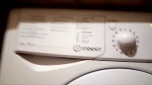 стирка на  стиральной машине Indesit программа синтетика интенсивная стирка 60 градусов