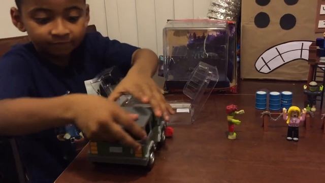 Roblox zombie attack apocalypse 4x4 unboxing смотреть онлайн