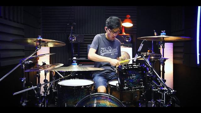 GODZILLA - Eminem ft. Juice WRLD | DRUM SHED | บีมเอง смотреть онлайн