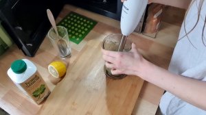 Пробую сделать ЗЕЛЕНЫЙ СМУЗИ погружным блендером