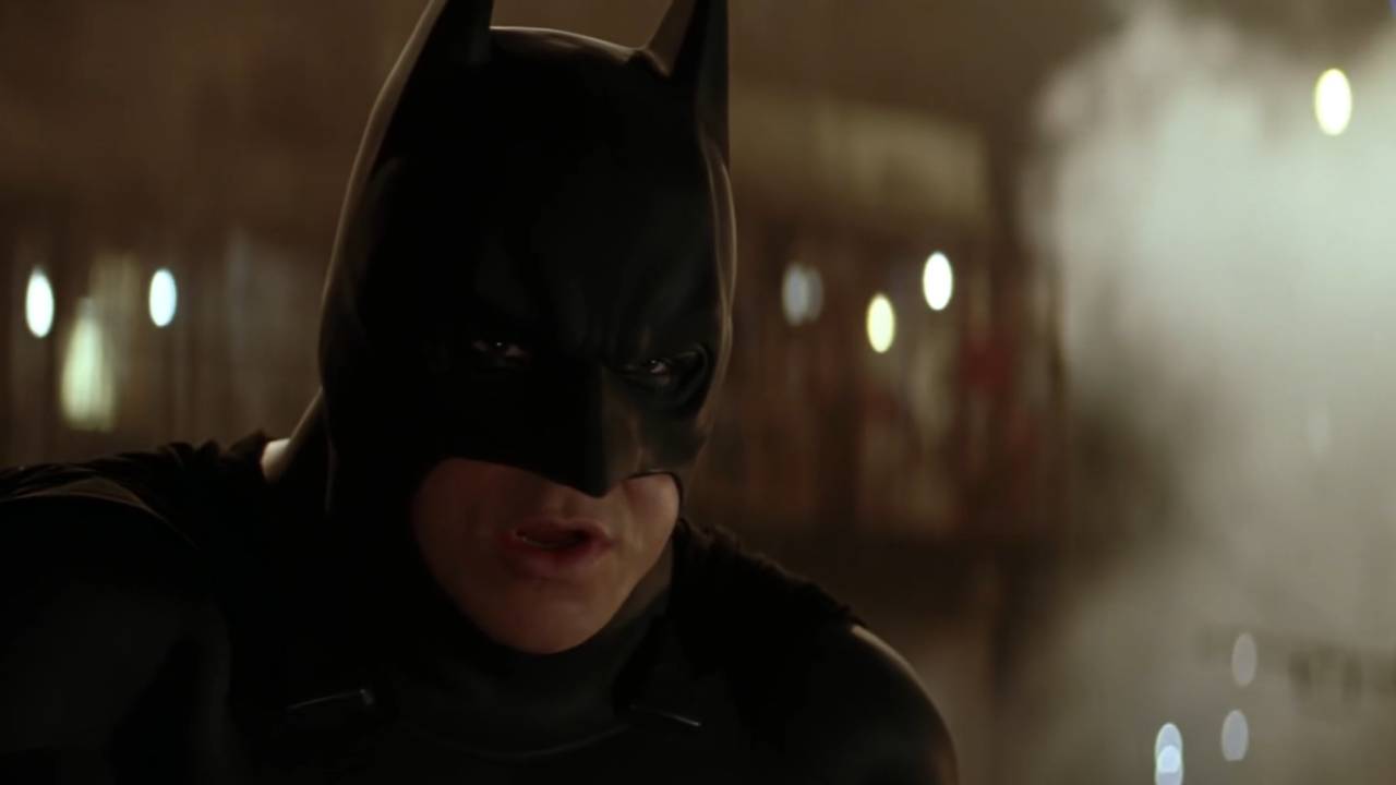 Бэтмен: Начало (2005) ○ Batman Begins смотреть онлайн