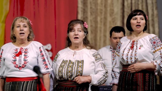Vecinele mele. Ansamblul vocal ”Vatra Dorului”, conducător Gh. Buzan смотреть онлайн